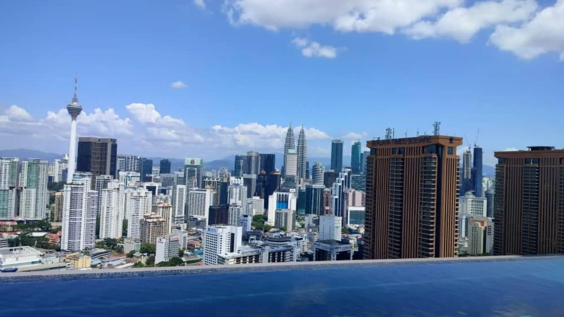 Lotus Suite Lucentia Bbcc Kuala Lumpur Malesia